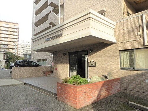 日神パレステージ藤沢 エントランス