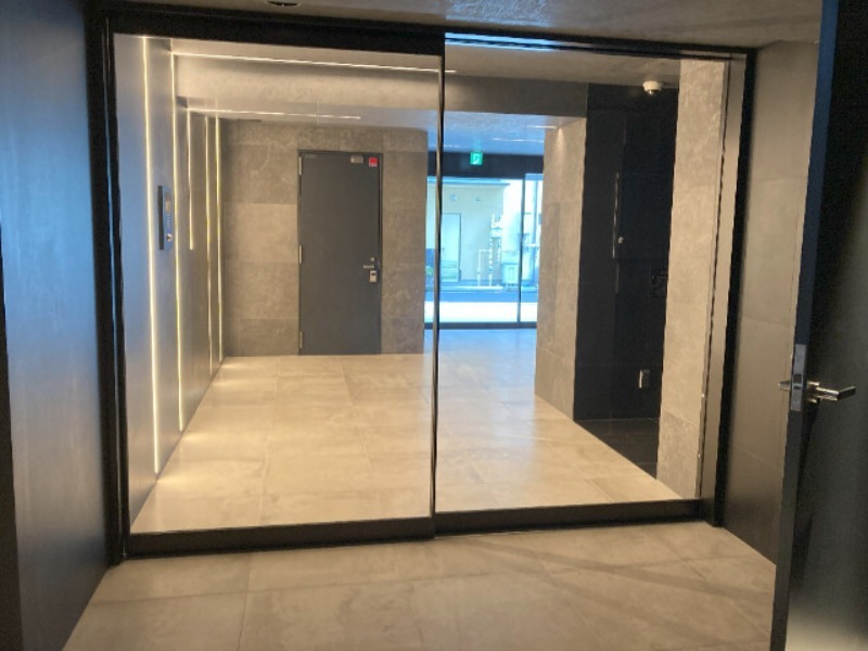 CREALpremier大島3階 エントランス