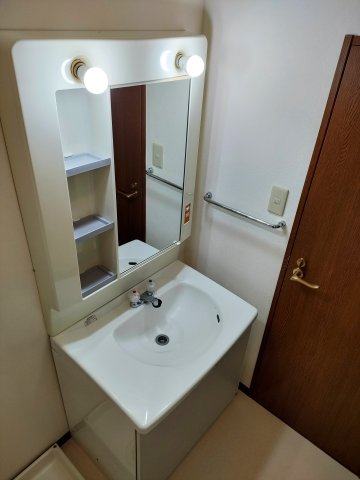 シュド鵠沼 他号室参照