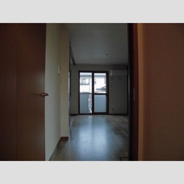 モナリエ飯泉103号室 ■玄関からLDKを撮影しました■