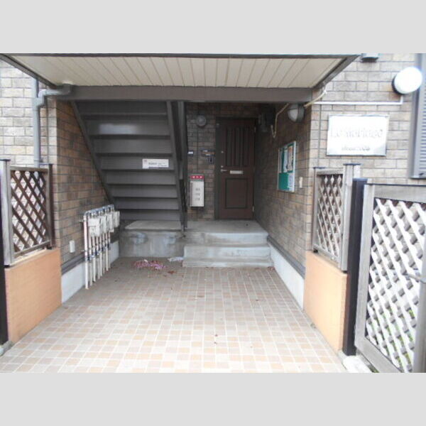 ル・マリアージュ101号室 入り口