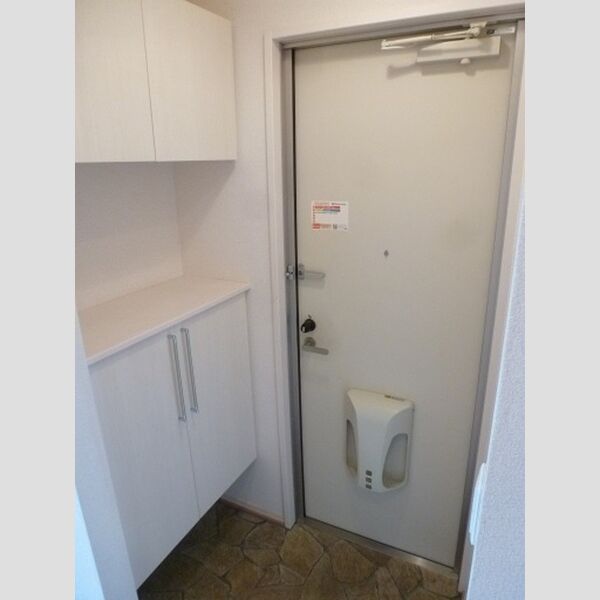 アヴァンセ 玄関