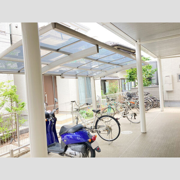 ヴェルドミール 駐輪場