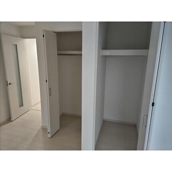 モアナコート南流山203号室 収納