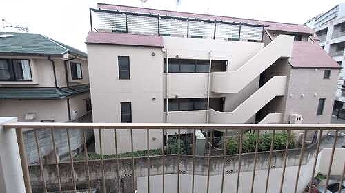 マンション高田馬場3階 バルコニーからの眺望　※2024年4月撮影