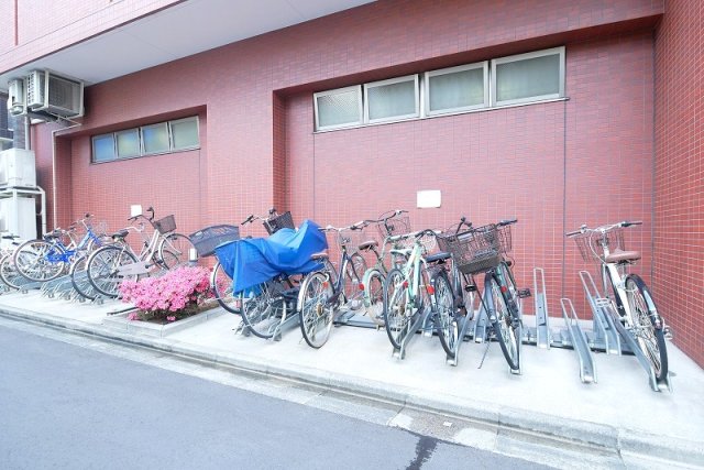 ｆｅｅｔｈ日暮里8階 外観
