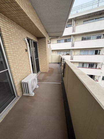 ニュー千葉稲毛ビル バルコニーがあります