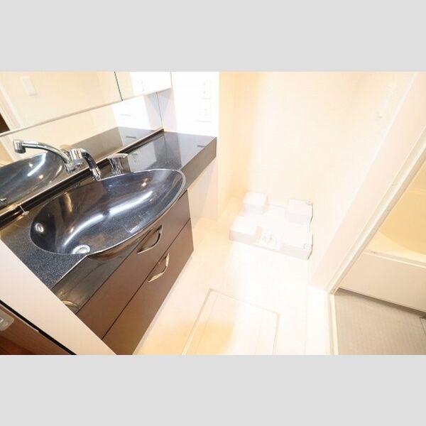 コンフォート　リリィ301号室 洗面所　洗髪洗面化粧台あり