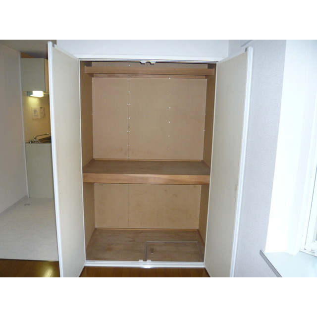 Y'S荻窪 大型収納完備