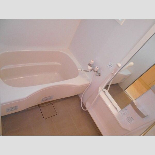 ルフラン103号室 浴室