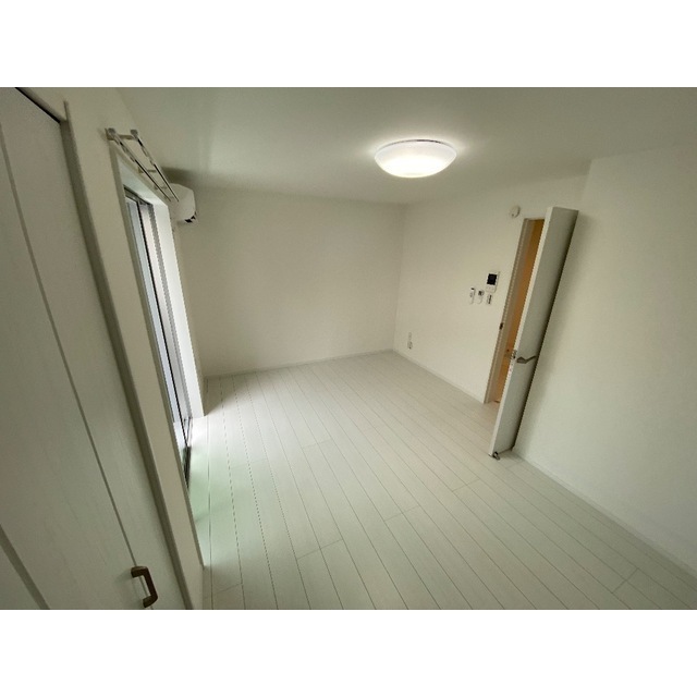 MQuarto淵野辺Ⅰ106号室 リビング