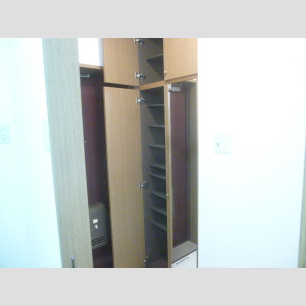 アルファークレスト トールシューズBOX