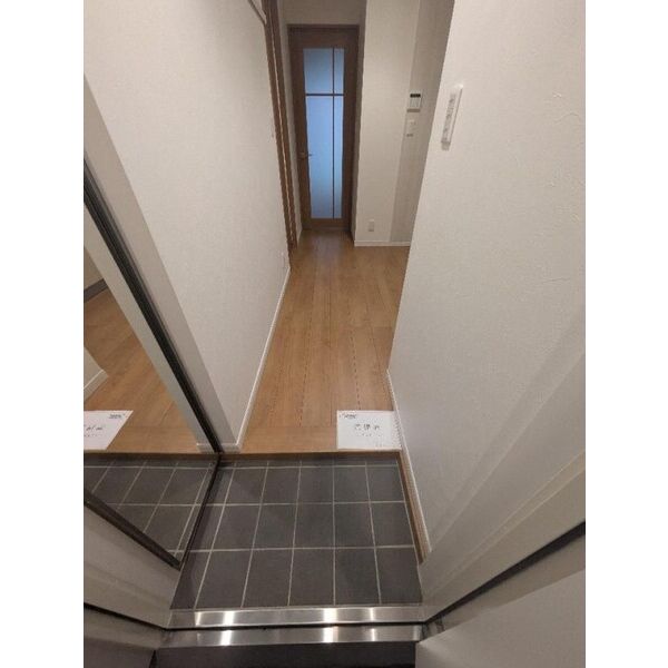 Halelea白金台06号室 玄関