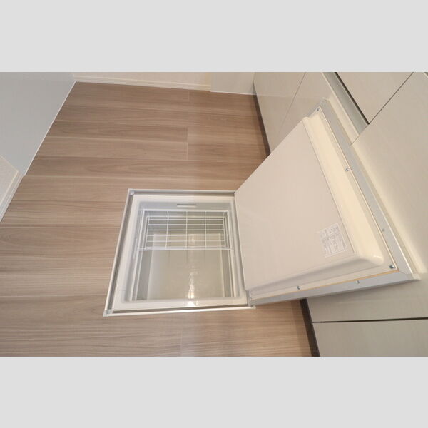 クレシェンテ 床下収納