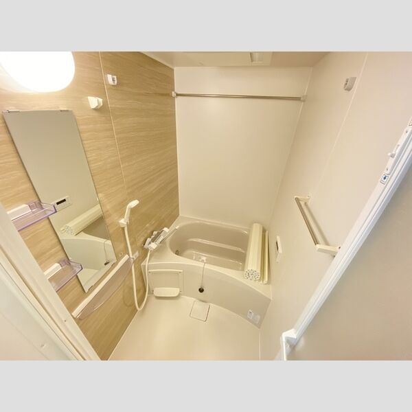 オリヴィア山手106号室 お風呂