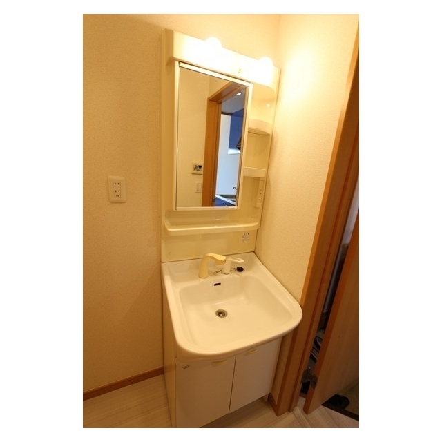 エアル湘南206号室 洗面化粧台