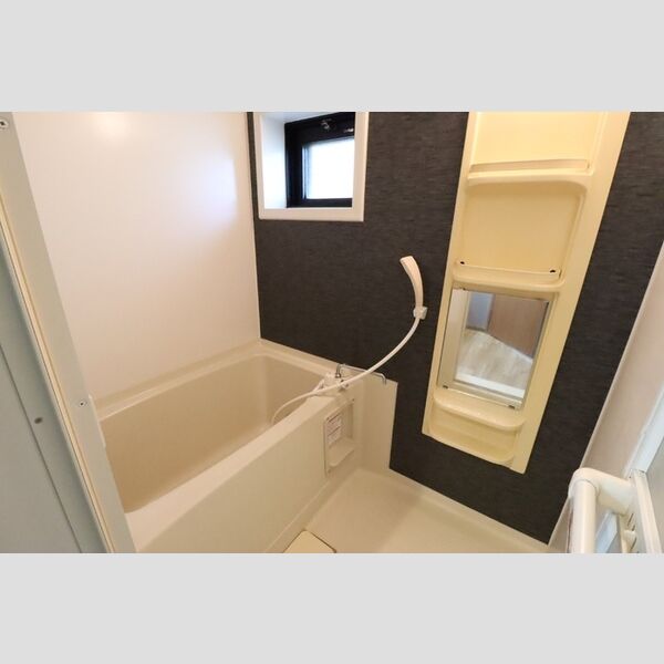 ハイカムールST・ユアサ バス