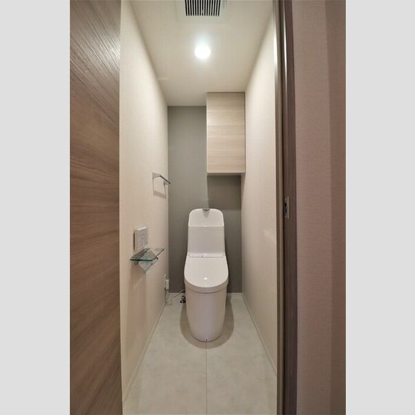 セレスティア高島平Ⅱ101号室 トイレ