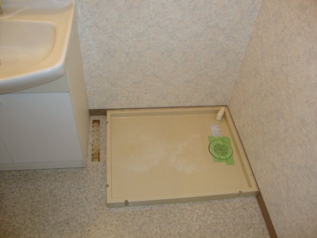 サザンフィールド301号室 洗濯機置き場