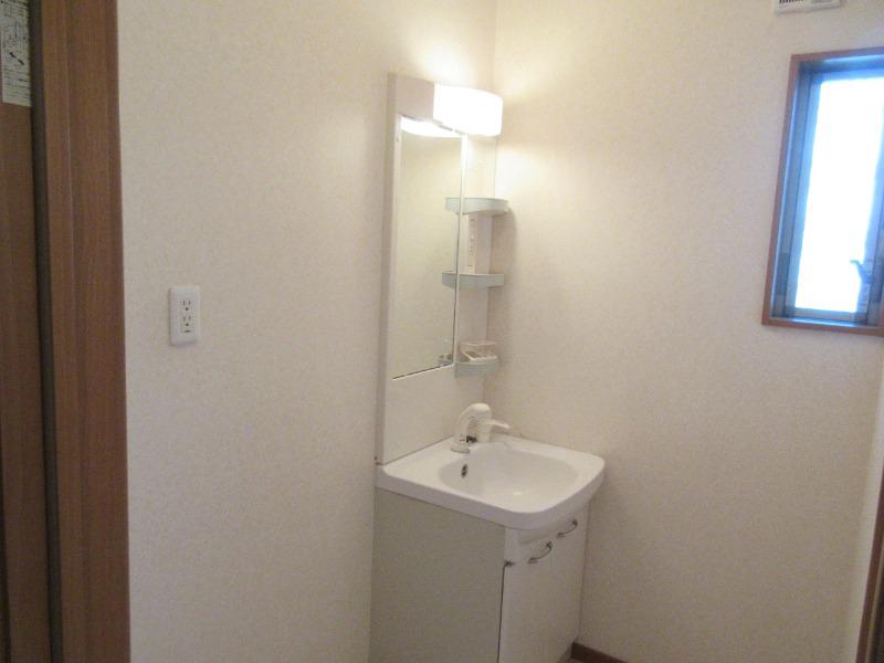 デュオーラ西原1階 洗面