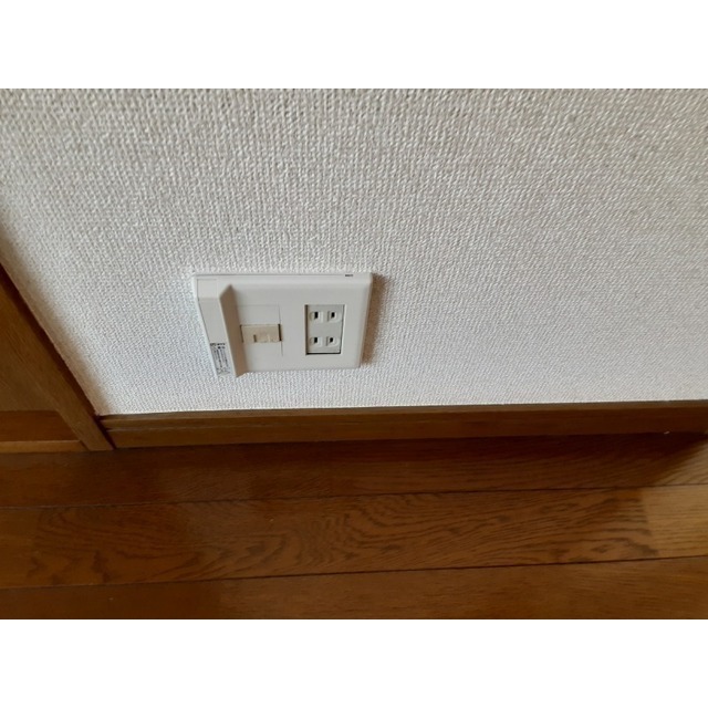 マロンクラッセＥ棟0101号室 コンセント