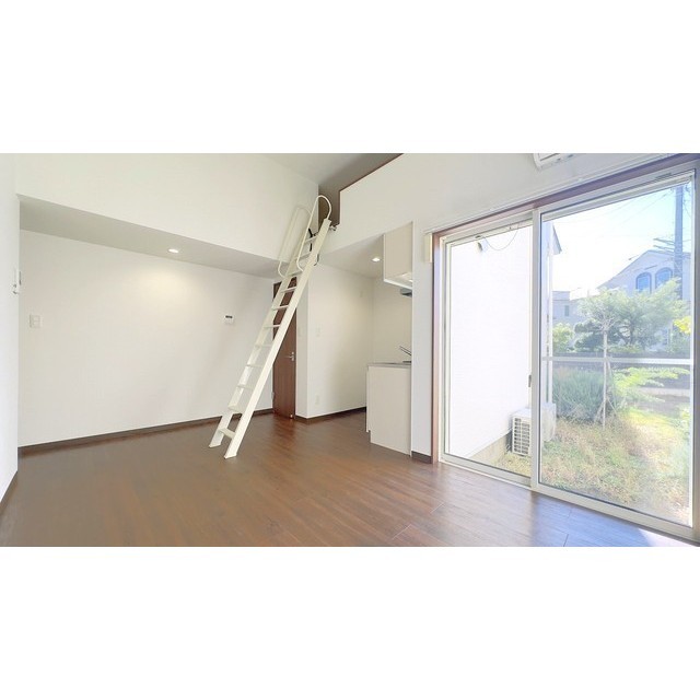 ｌｉｆｅｓｈｉｐ湘南辻堂ｻﾝﾄﾘｰﾆ リビング