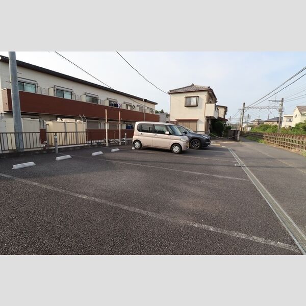 グローリア酒々井 駐車場