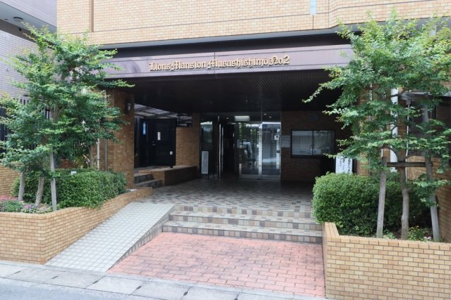 ライオンズマンション武蔵新城第２309号室 エントランス