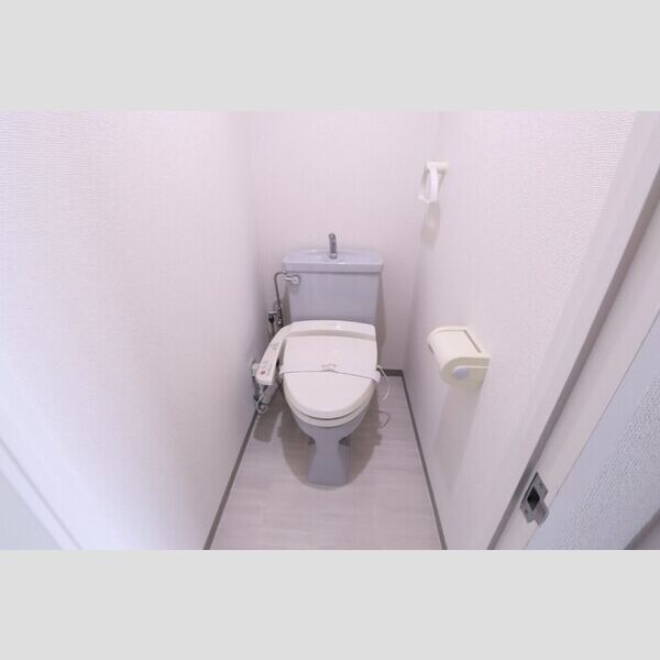 フジヴェール法蓮寺山409号室 トイレ