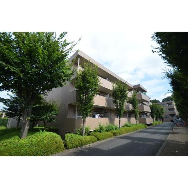 ファミールシティ武蔵関II番館 外観