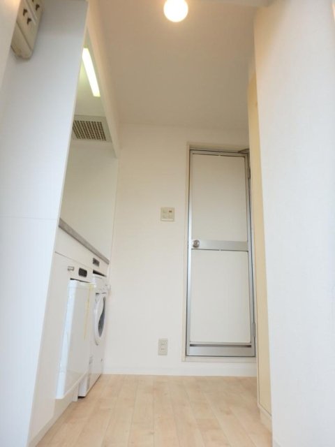 クリオ石川台壱番館4階 玄関