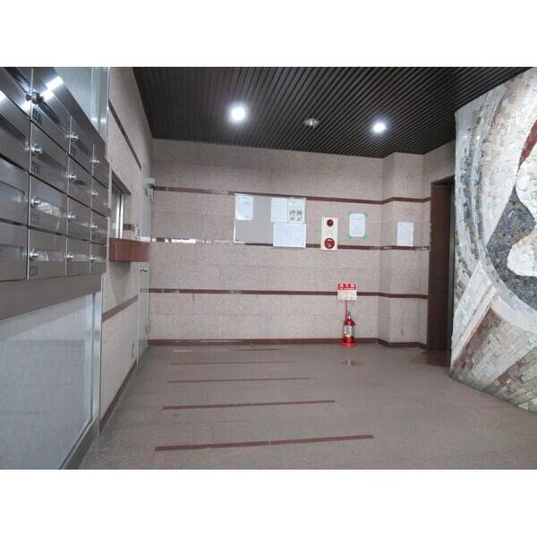 TOPHILL301号室 エントランス