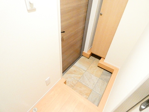 ルミケオ大手町1階 玄関