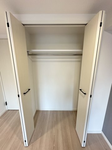 T&F KANNAI BLDG 収納