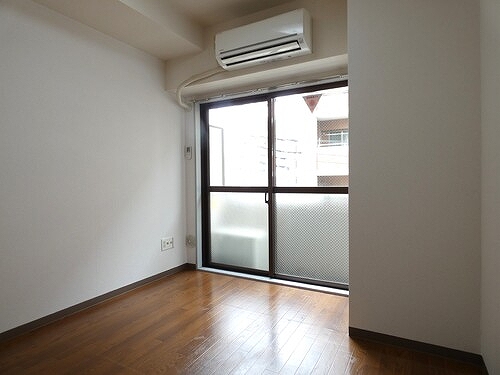 アーバンヒルズ吉野町 洋室