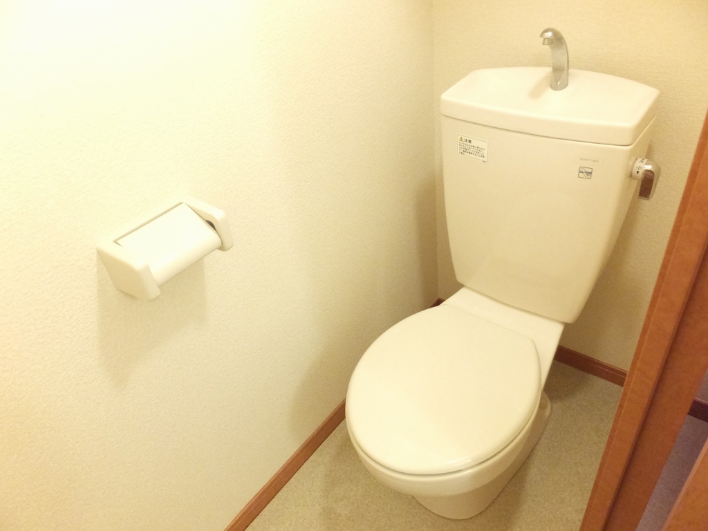 レオパレスキャノーラ103号室 バス・トイレ別も嬉しいポイント！