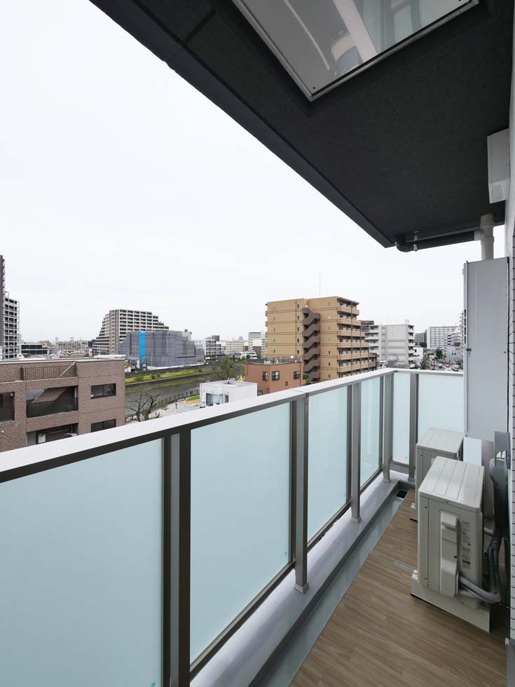 Mind Shimurasakaue6階 内観