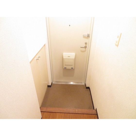 クリオ辻堂参番館0105号室 玄関