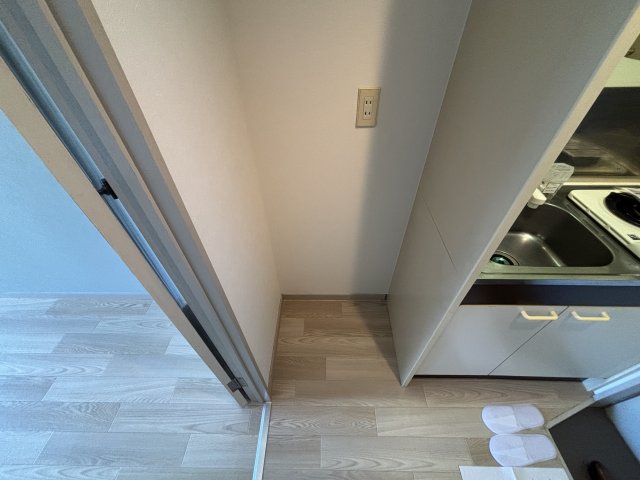 メゾンエトワールＣ棟 冷蔵庫置場