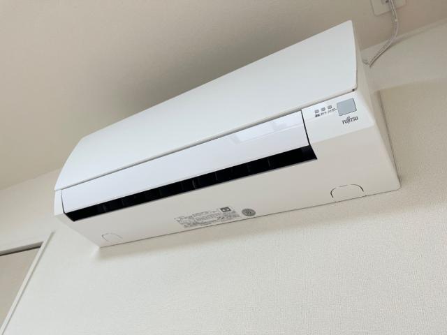 ルボワ　ｌｅ　ｂｏｉｓ 洋室側エアコン