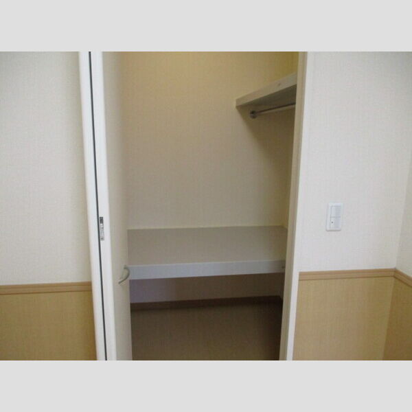 ブライトなかにし参番館 ウォークインクローゼット