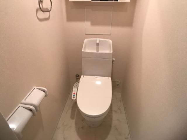 Ｓｔａｇｅ　Ｋ’ｓ（ステージ　ケーズ） シャワー付トイレ