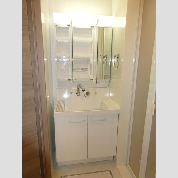 グラナーデ南田中 洗髪洗面化粧台