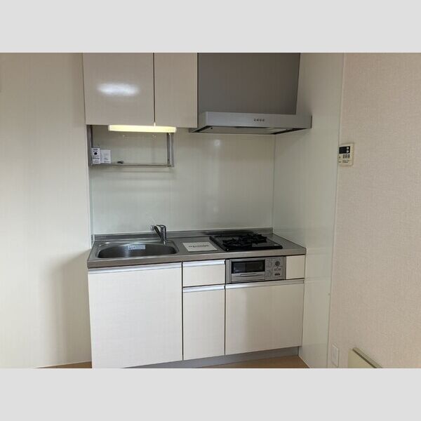 メゾンソレイユ205号室 システムキッチン