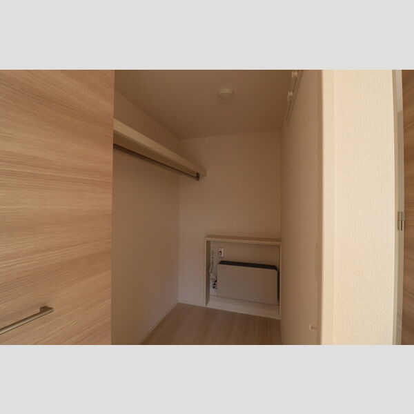 アクトルシェリア207号室 ウォークインクローゼット