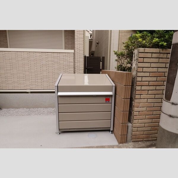 カーサ　フィオーレ小竹町201号室 敷地内ゴミBOX