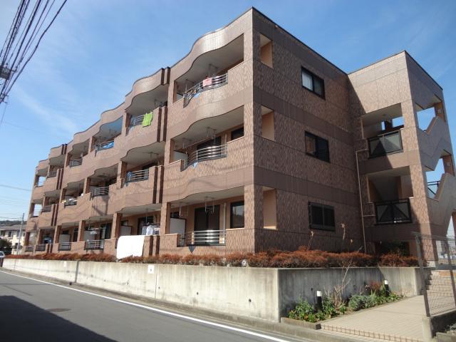 グリーンヒルズ105号室 外観写真（昼）