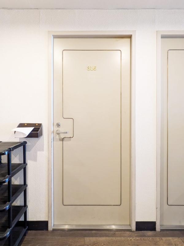 THE VALUE SHARED HOTEL TAKENOTSUKA3階 トイレ