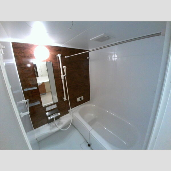 ヘリオス吉川美南　アプロディーテ 浴室