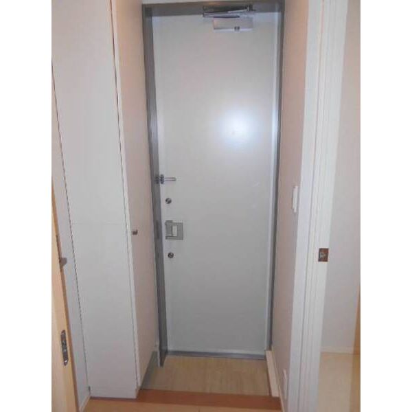 グランシャリオ 玄関